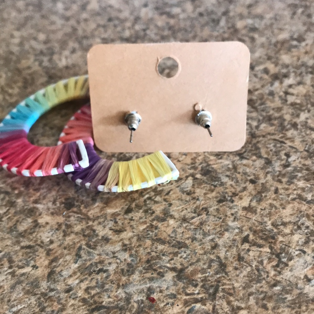 Hoop earring! - Picture 2 of 2